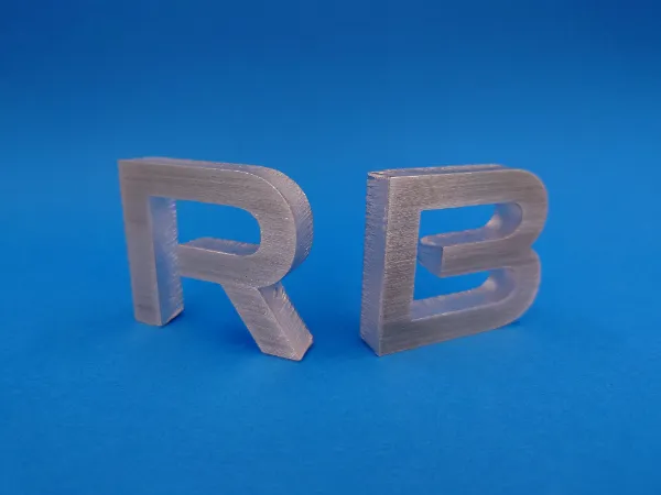 ネームプレート RB